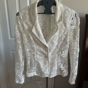 Elegant Lace Women's Jacket